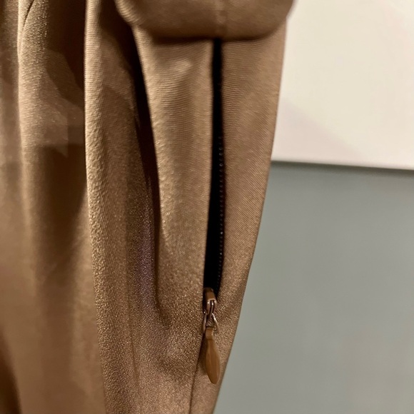 𝅺RICHARD TYLER COUTURE long sleeve dress with hip length side slit - Picture 8 of 16